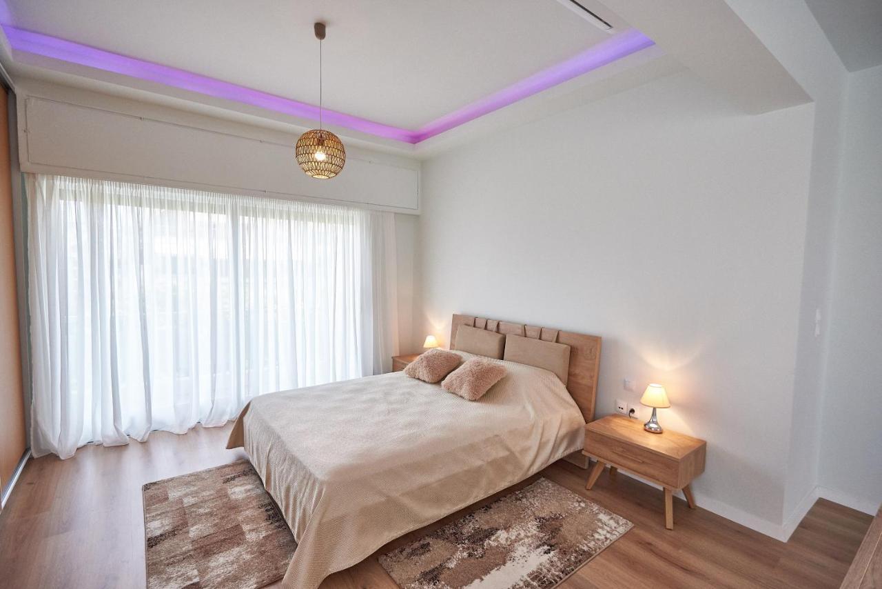 The El Greco Spirit Meets The Athenian Luxury Apt1 Dış mekan fotoğraf